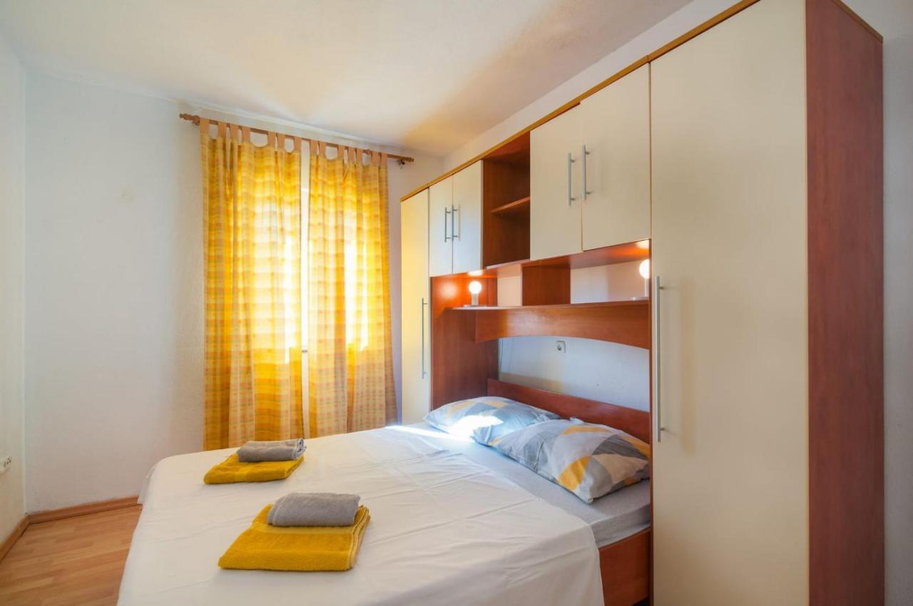 Apartment Stipic โอมิช ภายนอก รูปภาพ